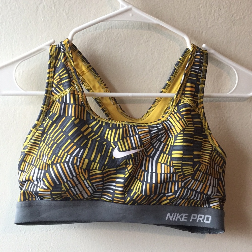 Sports bra